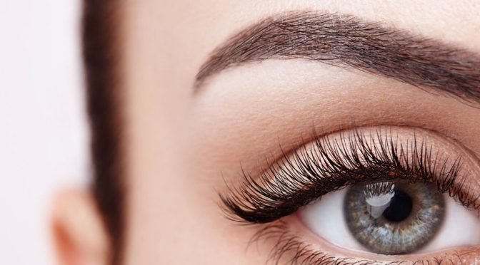 Why You Should Go for Eyebrow Threading in Aurora ON