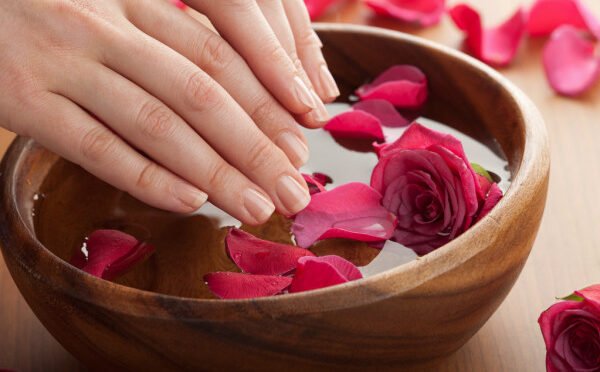 Reasons You Need a Professional Nail Spa in Aurora On