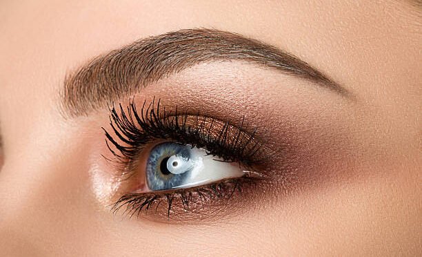 Why Choose the Best Eyebrow Microblading in Aurora ON